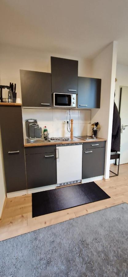 Central-Living Yellow - Wifi - Netflix - City Essen Bagian luar foto
