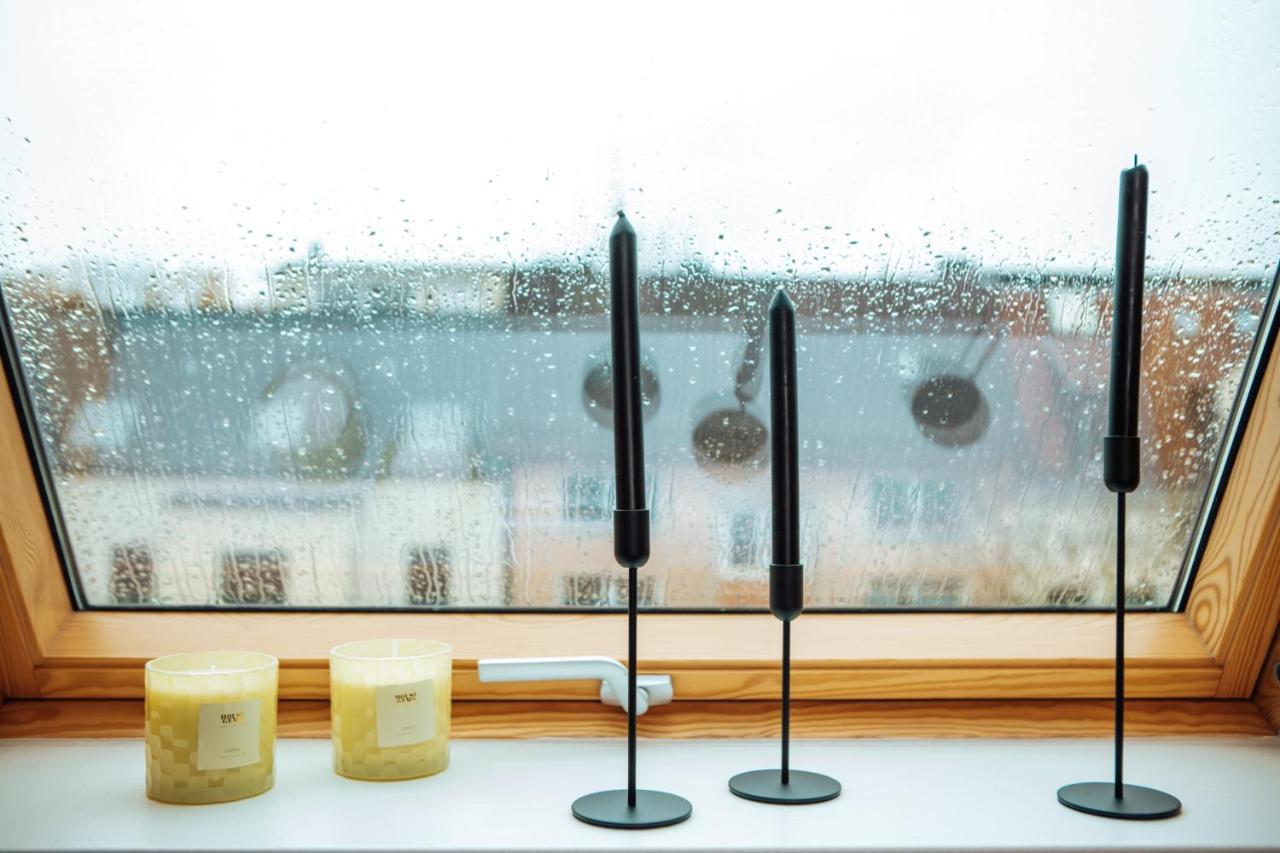 Central-Living Yellow - Wifi - Netflix - City Essen Bagian luar foto